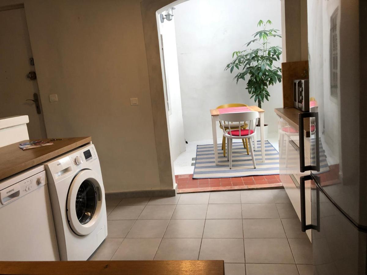 Le Triplex Les Halles Intra Muros Avignon Exteriör bild