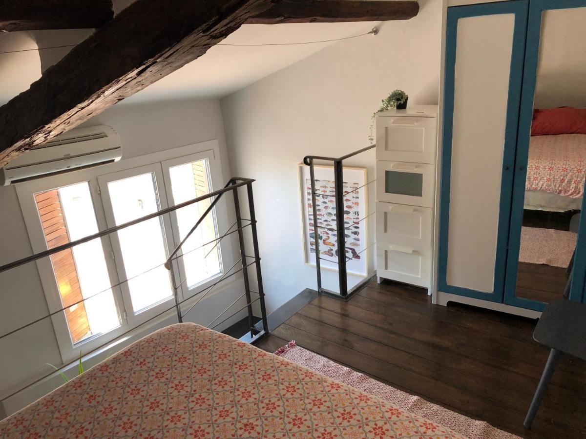 Le Triplex Les Halles Intra Muros Avignon Exteriör bild